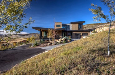 MOUNTAIN MODERN